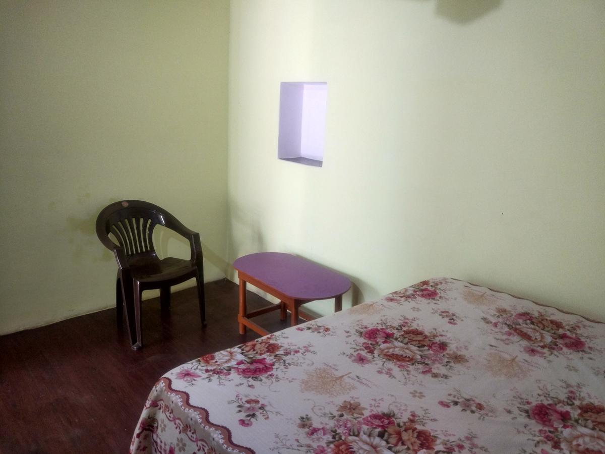 Radha Krishna Home Varanasi Esterno foto